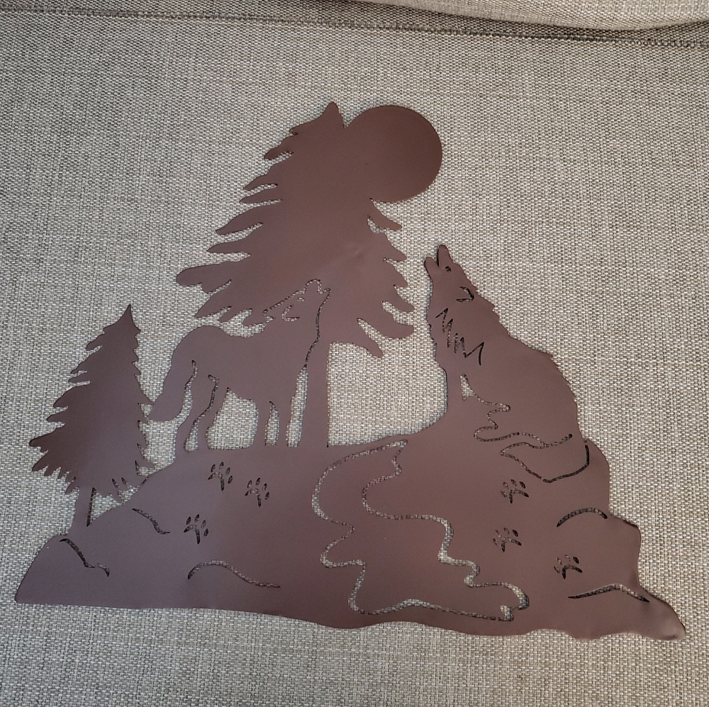 Wolf Rustic Metal Wall Art Hanging - Picture 2 of 11